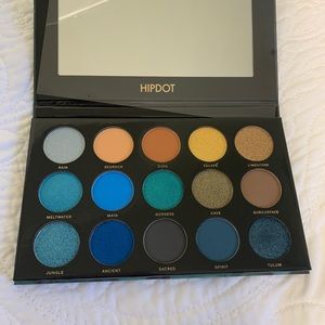 HIPDOT CENOTE EYESHADOW PALETTE